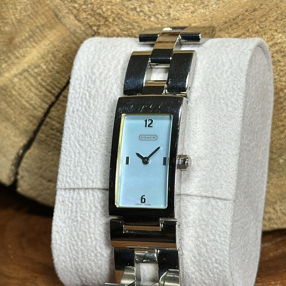 COACH Bracelet Watch W040 - Picture 2 of 9